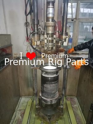 SOUTHWEST BOMCO F-1600 MUD PUMP FLUID END 7500 PSI, MISSION "L" MODULE FOR NATIONAL12-P-160 MUD PUMP LINER, PISTON